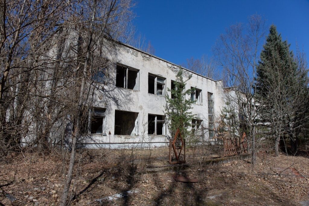 empty building in Pripyat